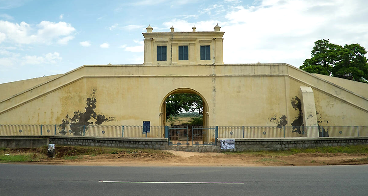 Delhi Gate in Vellore, a historic 18th-century structure known for its Mughal-era architectural design.