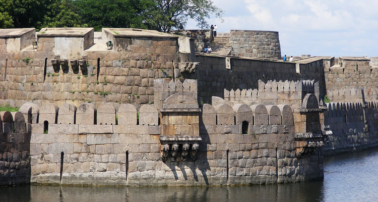 Explore Vellore Fort, a 16th-century fortress with stunning architecture and a protective water moat