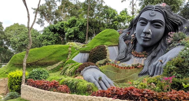 Chikmagalur, a peaceful hill town near Bangalore, offers wildlife safaris, and scenic spots.